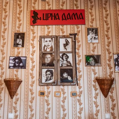 ノヴィ・サド Lauferホステル エクステリア 写真